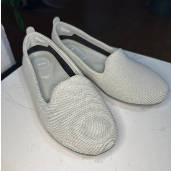 Vessi Women's Waterproof Lightweight Market Flats Loafer Slip-On Shoe,Size 7 EUC - Picture 2 of 7